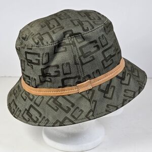 Guess Olive Monogram Retro Bucket Hat